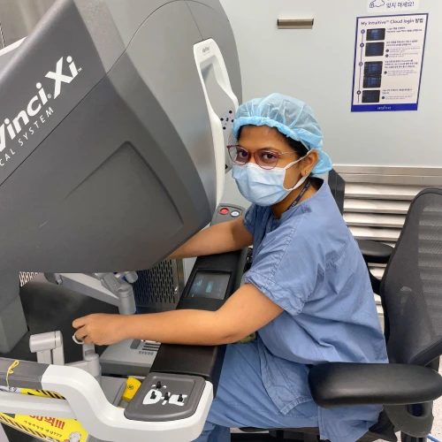 Home Gynecologist In Vile Parle Dr. Maitreyee Parulekar