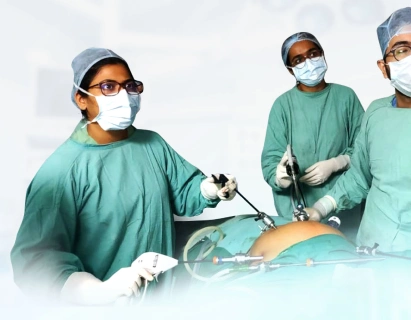 Home Why Mumbai is Choosing Dr. Maitreyee Parulekar for Robotic, Scar-Minimal Laparoscopy?